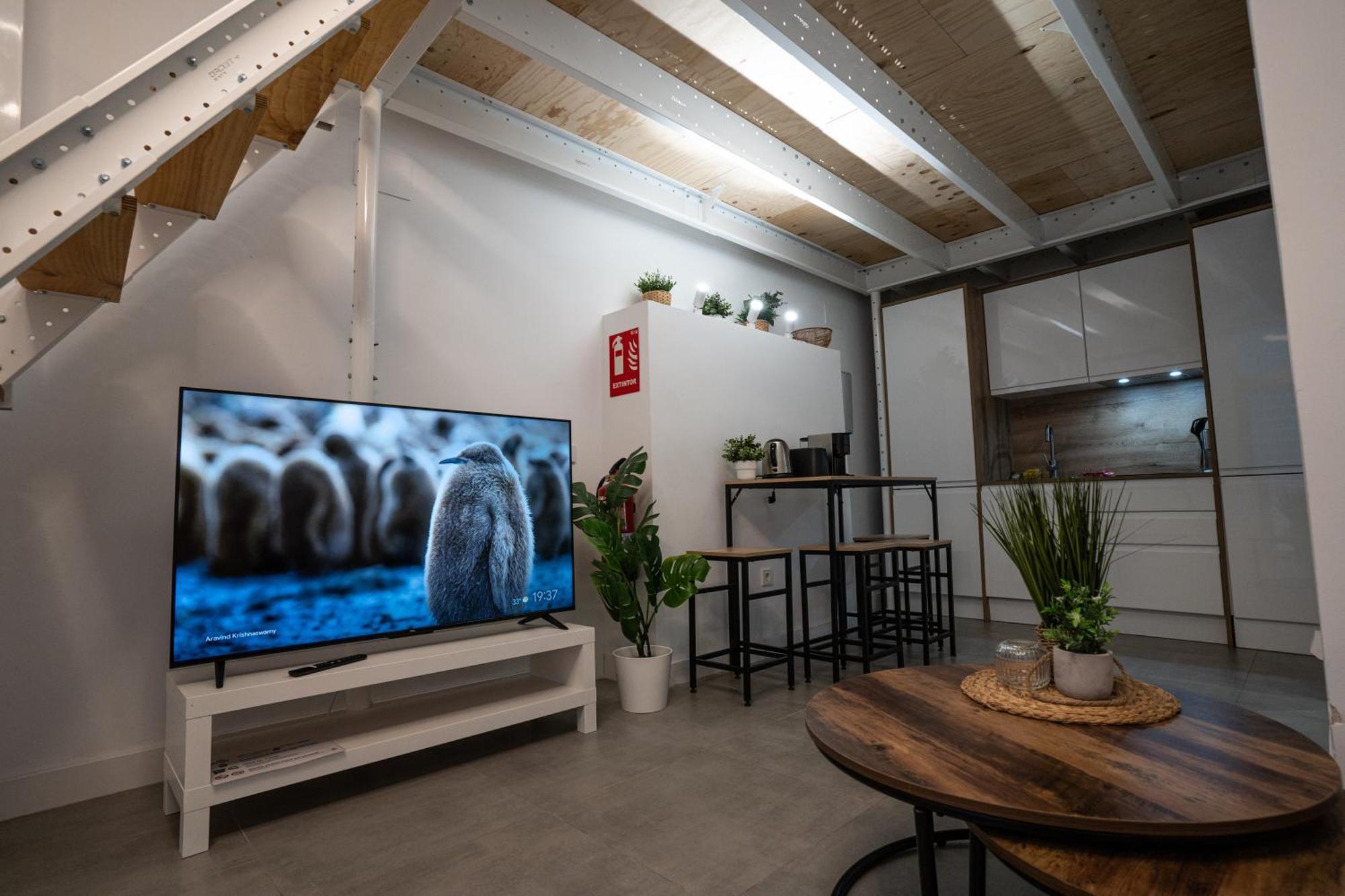 Loft A 10 Min Del Centro Historico De Madrid A Apartment Exterior photo